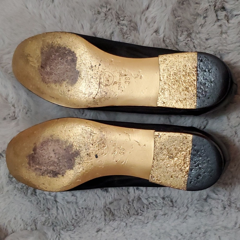 CHANEL Black Flats with Bow Detail - Picture 5 of 16
